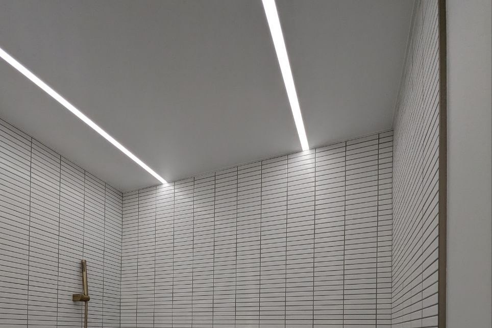 Световые линии в сан.узел