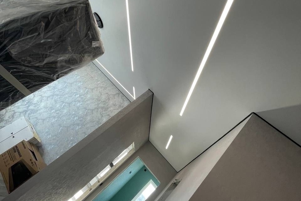 Световые линии на всю квартиру