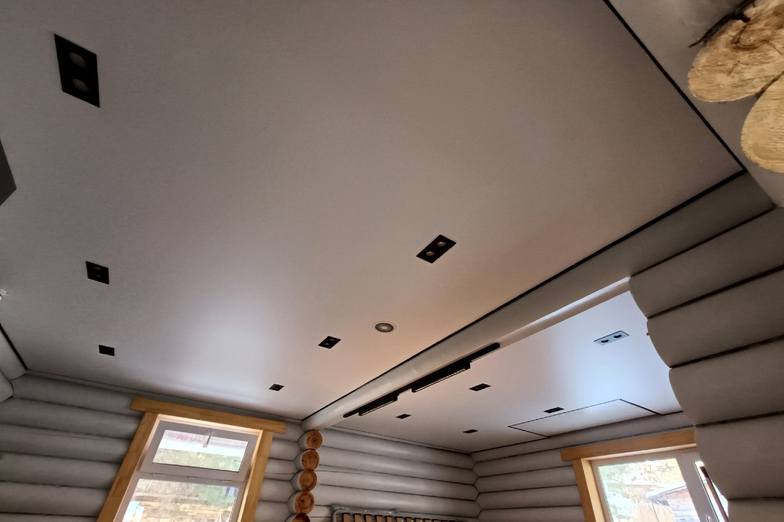 Теневой профиль в частный дом