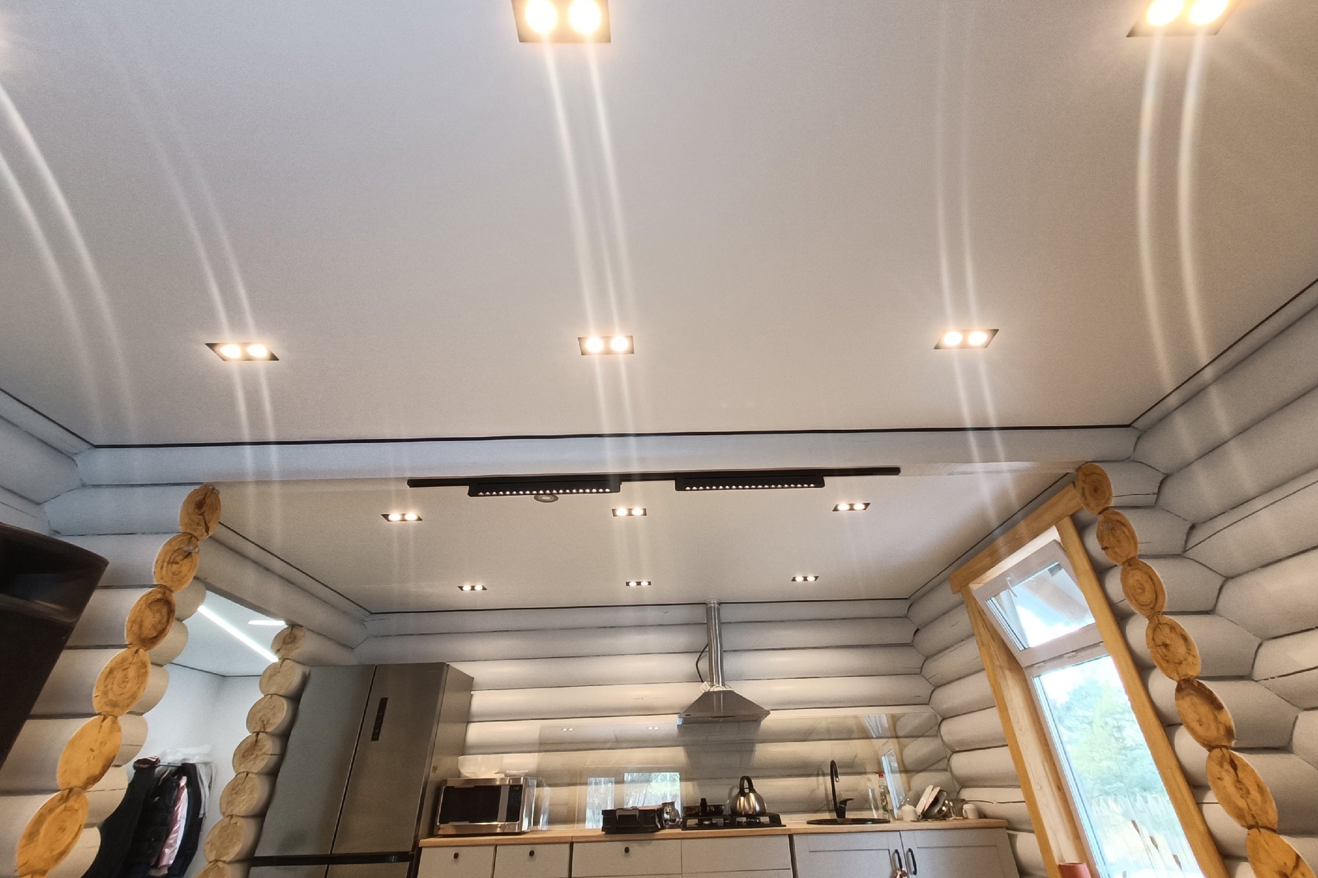 Теневой профиль в частный дом