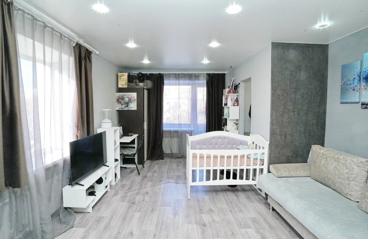 Белый матовый потолок в квартиру