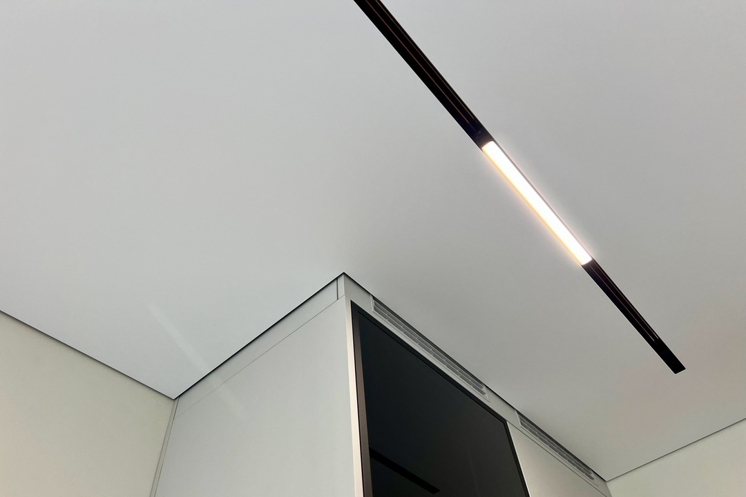 Трековая система + теневой профиль